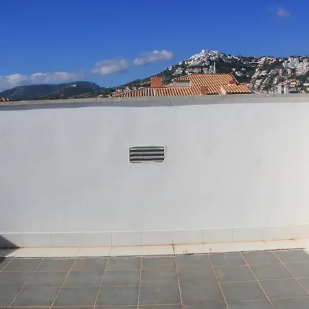 Apartamento Palmeras 3000 *