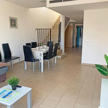 Apartment Palmeras 3000 *